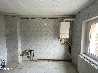 Apartament 3 camere spatioase, usor accesibile, zona Garii