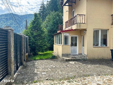 Casă de vacanță, P+E, teren 500mp, foișor cu grătar, Sinaia/Comision 0