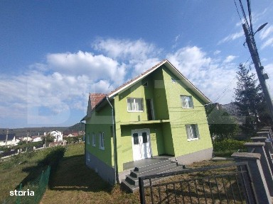 Casa 7 camere,220 mp,600mp teren,oras Beclean,2 km distanta de Figa
