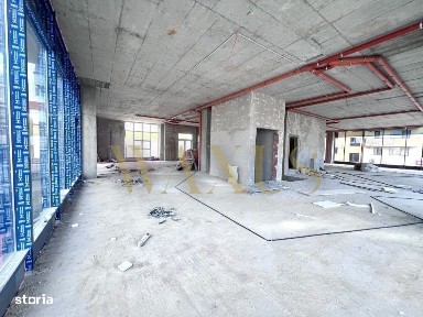 Spatiu Comercial in zona Centrala 600 mp / Floresti / Vad/ 90% Vitrat
