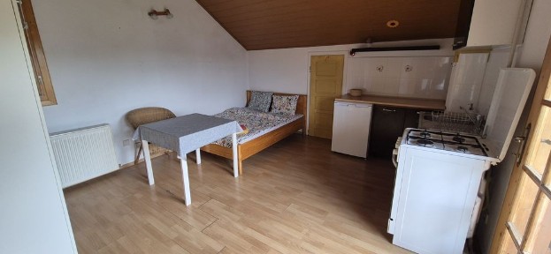 Garsoniera de inchiriat in Cornu