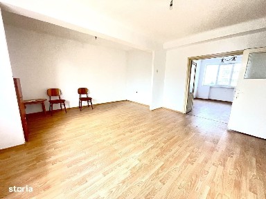 2 camere, Ultracentral, et 3 din 4, 48 mp