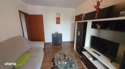 Inchiriez apartament 2 camere complex