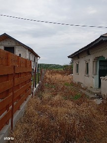 Casă bătrânească de vânzare, sat Greci, com. Petrești, DB