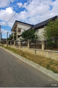 Casa de vanzare in Darabani