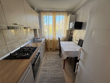 Vând apartament cu 2 camere