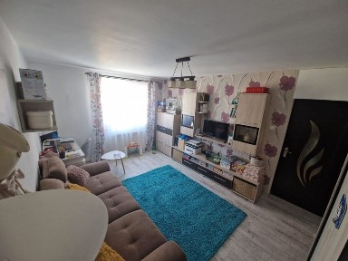 Apartament cu 2 camere și parcare
