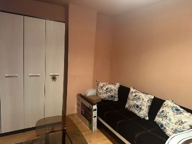 Închiriez garsoniera in Petrila