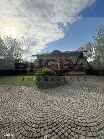 Casa exclusivista 310mp, teren 900mp, zona Faget