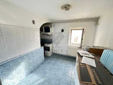 Apartament semidecomandat central Campina, Bd. Carol I, 57 mp utili, b