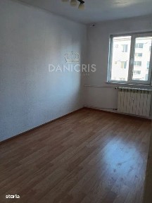 Apartament 3 camere - zona Complex Km 4-5, Constanța