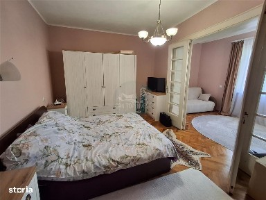 Apartament 3 camere zona Orasul de Jos