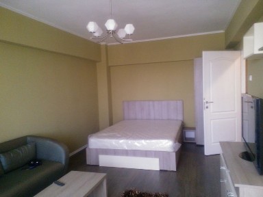 Garsoniera decomandata Calea Bucuresti Mc Donalds