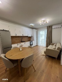 Apartament modern de închiriat, 2 camere, bloc nou, parcare