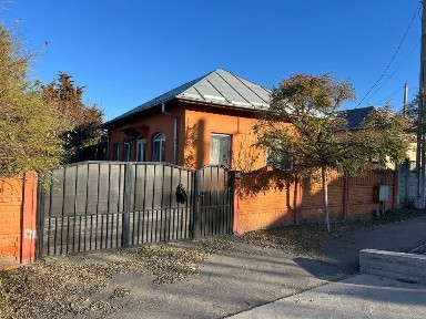 Casă Cârcea # Toate utilitățile #Asfalt# Se vinde Mobilată si utilată#