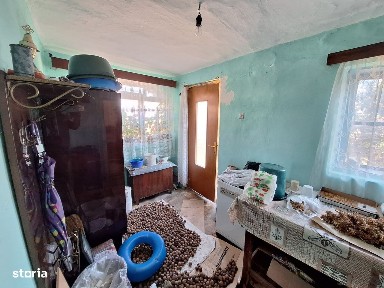 Casa veche cu teren 820mp Sarata-Dealu Nou