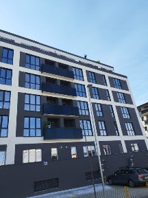 Vând apartament cu 2 camere, 53 mp, semifinisat, zona Vivo