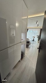 Vand apartament 3 camere/gradina/loc parcare subterana