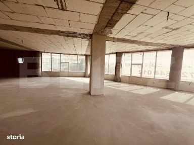 Spatiu comercial, 200 mp, open space