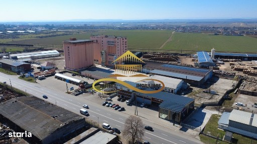 Cladire de birouri cu showroom/hala - de vanzare