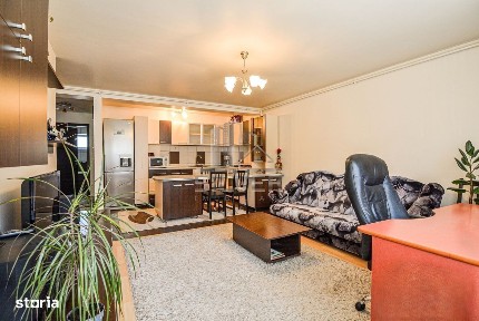 Apartament cu 3 camere la cheie+2 parcari.PRET REDUS.