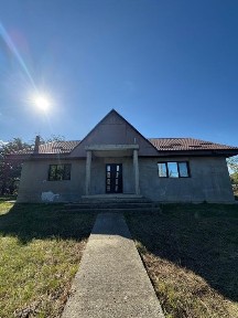 Casa de vanzare Carja