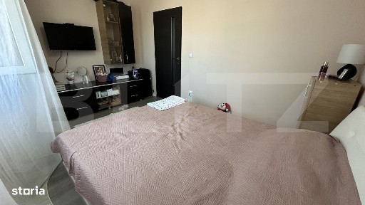 Apartament cu 3 camere, zona Rogerius