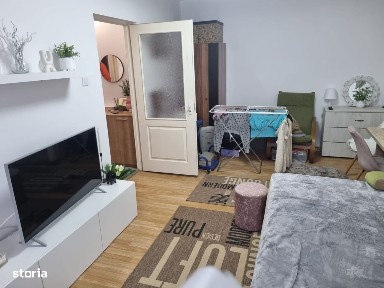 Apartament 2 camere decomandat,Deva-piața centrală