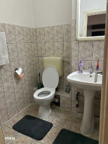 apartament cu 3 camere de inchiriat