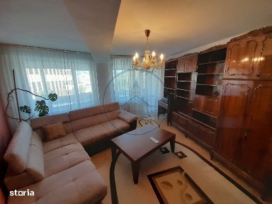 Apartament 4 camere,etajul 2,zona Petru Rares