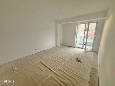 Apartament spatios 2 camere decomandate, zona Manastur/Roata
