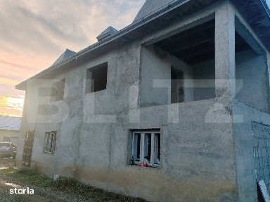 Casa la rosu, 4 camere, 143 mp, zona Burdujeni