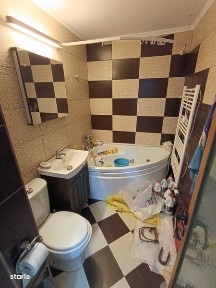 4 camere, bl.82, fara risc, liber, Zimbru- 150000euro, discutabil