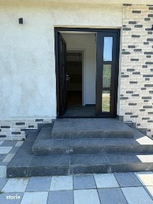 Casa De vanzare In Hemeiusi Langa Scoala supermarchet, Farmacie