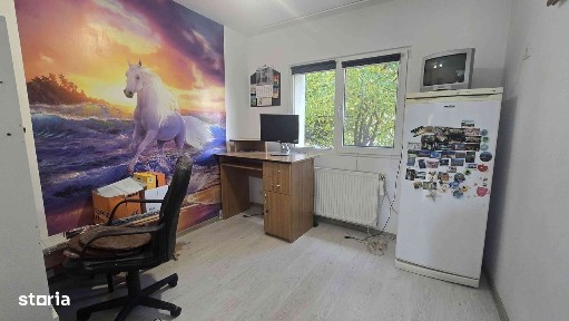 Apartament 4 camere si 2 băi