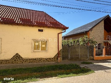 Casă familială pe un teren generos de 1.400 m² - Cristesti