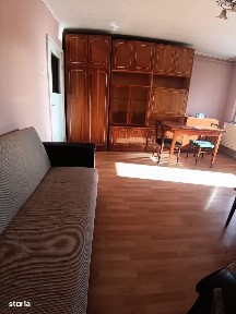 Margeanului, garsoniera, etaj 4