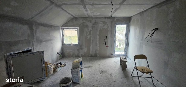 Vila noua, P+M, teren 350 mp - zona Bariera Traian - COMISION 0%