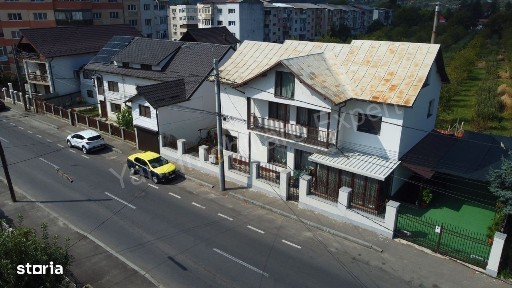 Casă de vânzare în Curtea de Argeș.