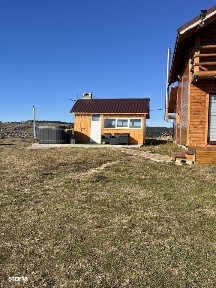 Cabana cu 4 camere si teren de 1500 mp in Marisel