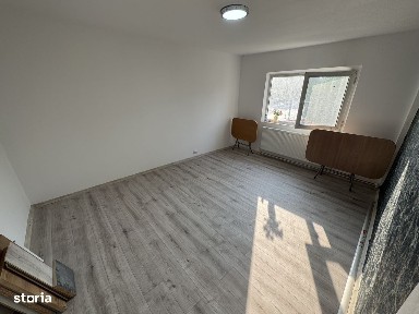 Apartament 3 camere zona Cet