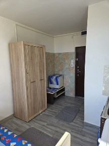 Camera de camin cu baie, renovata recent și mobilata