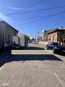 Casa 4 camere, 2 intrari, Ploiest, Bd. Castanilor