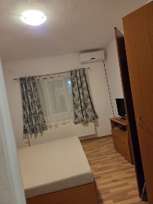 Inchiriez apartament cu o camera