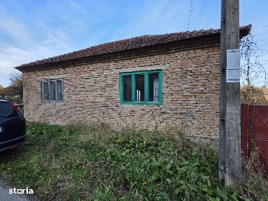 Casă de vânzare în loc Tisa, jud. Hunedoara - doar 37 de min de Deva.