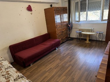 Inchiriez apartament 1 camera Aradului