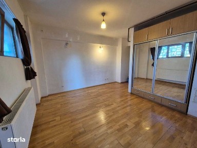 Particular vand GARSONIERA