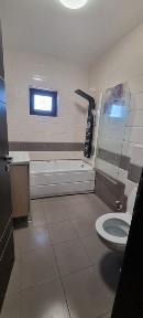 Proprietar, inchiriez apartament 1 camera Mall Moldova