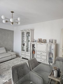 Apartament 3 camere decomandat- Valea Lupului -75mp- 140.000 euro