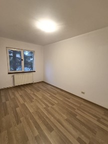 De vânzare: Apartament 3 camere Calea București Brașov Cod 158